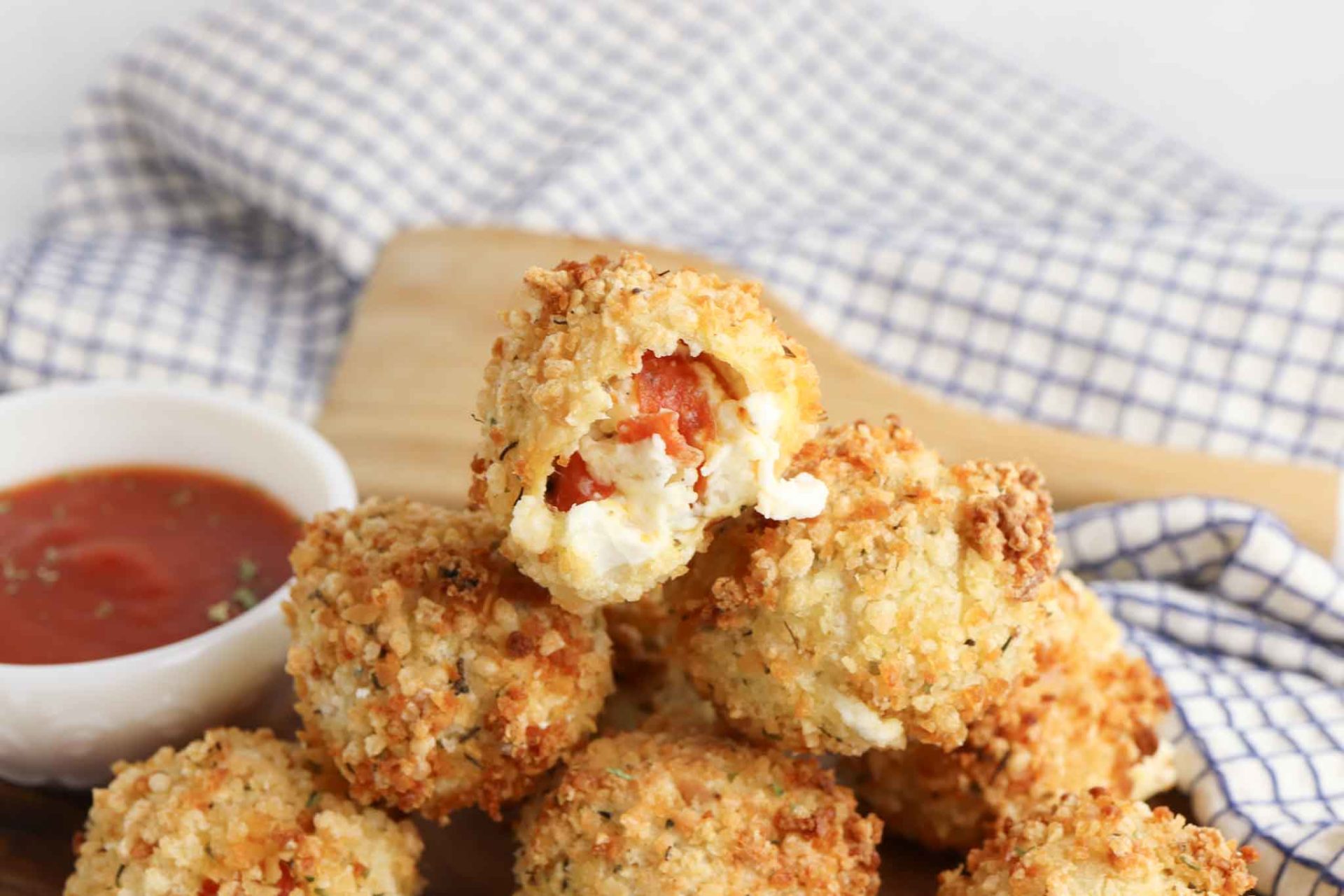 Delicious Air Fryer Pepperoni Pizza Cheese Balls Air Fryer Appetizers