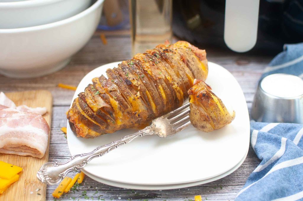 Easy Air Fryer Bacon and Cheese Hasselback Potatoes